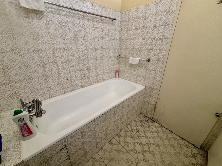 1 Bedroom Property for Sale in Townsend Estate Western Cape